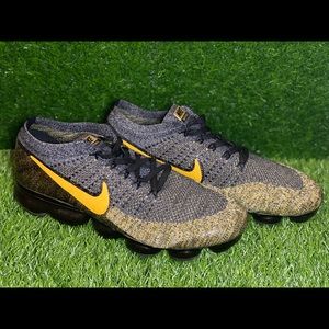 Nike Air Vapormax Flyknit - Size 11